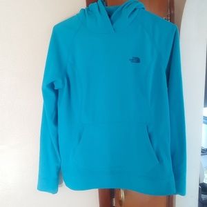 North face pull over